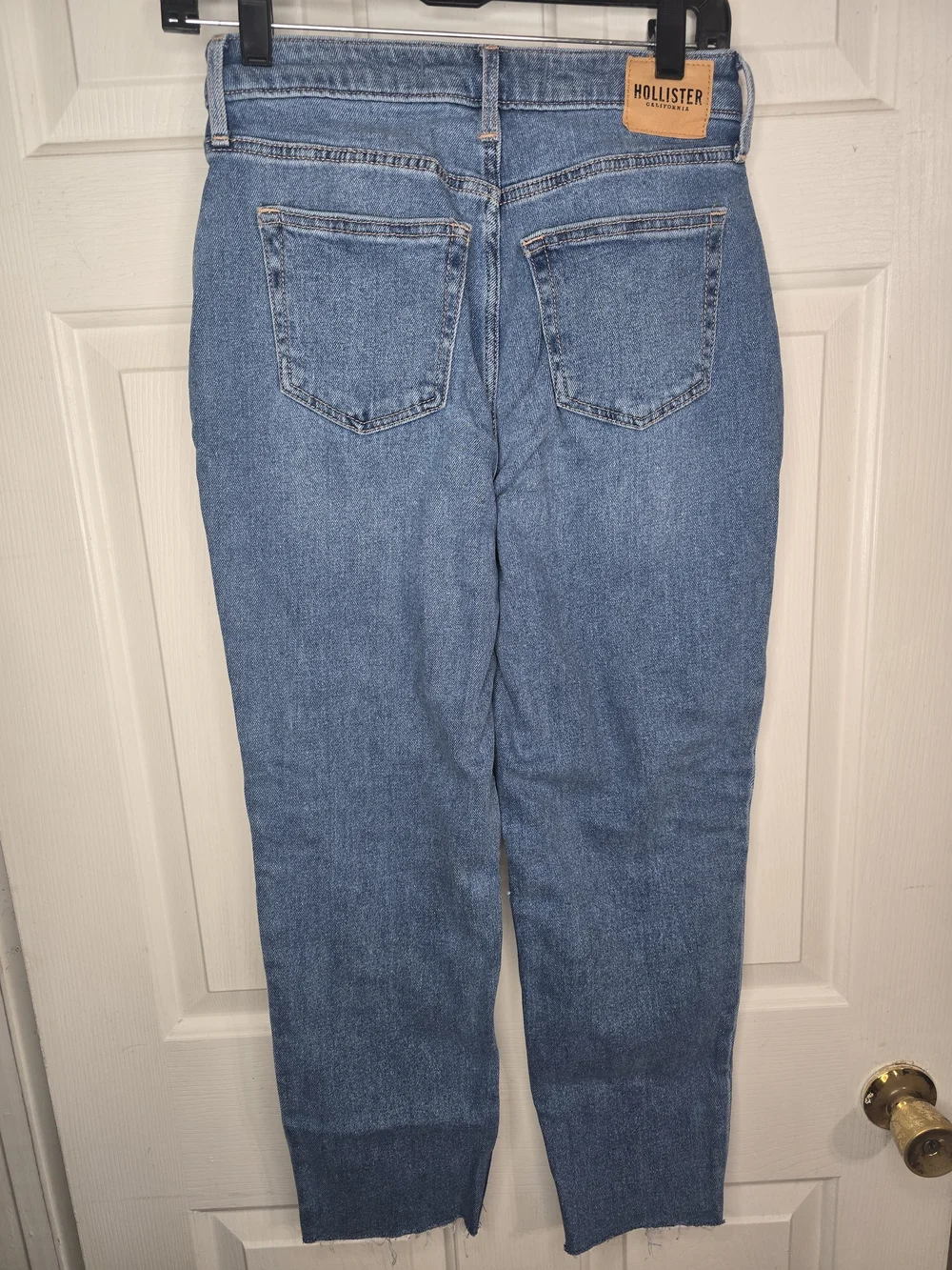 Hollister relaxed fit